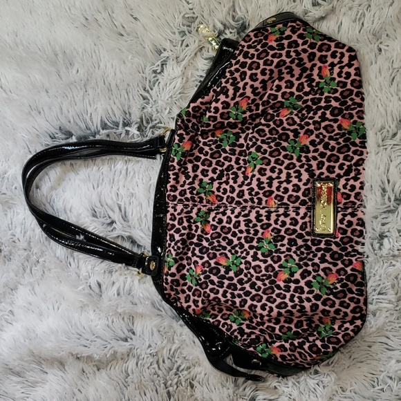 Betsey Johnson Leopard Print Roses Purse - Picture 1 of 15